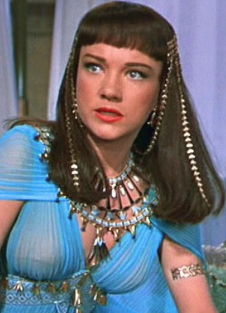 Anne Baxter