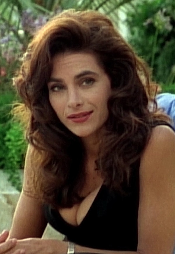 Carrie Dobro